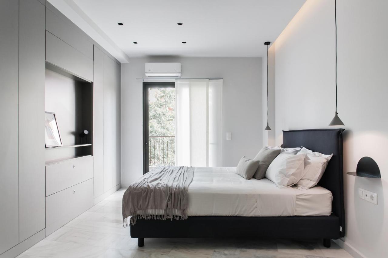 Marvelous 2Br Apartments With Balcony By Upstreet アテネ エクステリア 写真