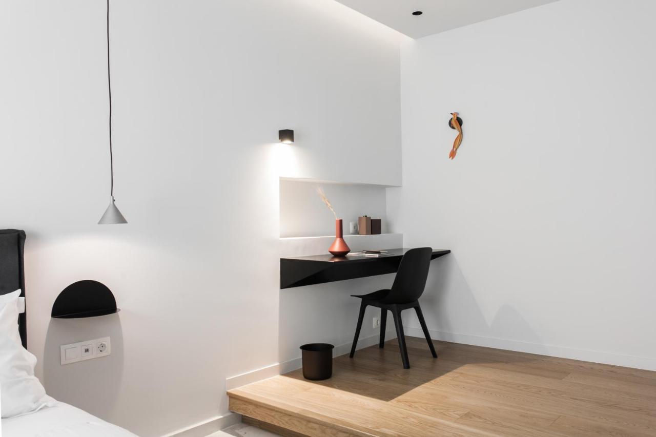 Marvelous 2Br Apartments With Balcony By Upstreet アテネ エクステリア 写真