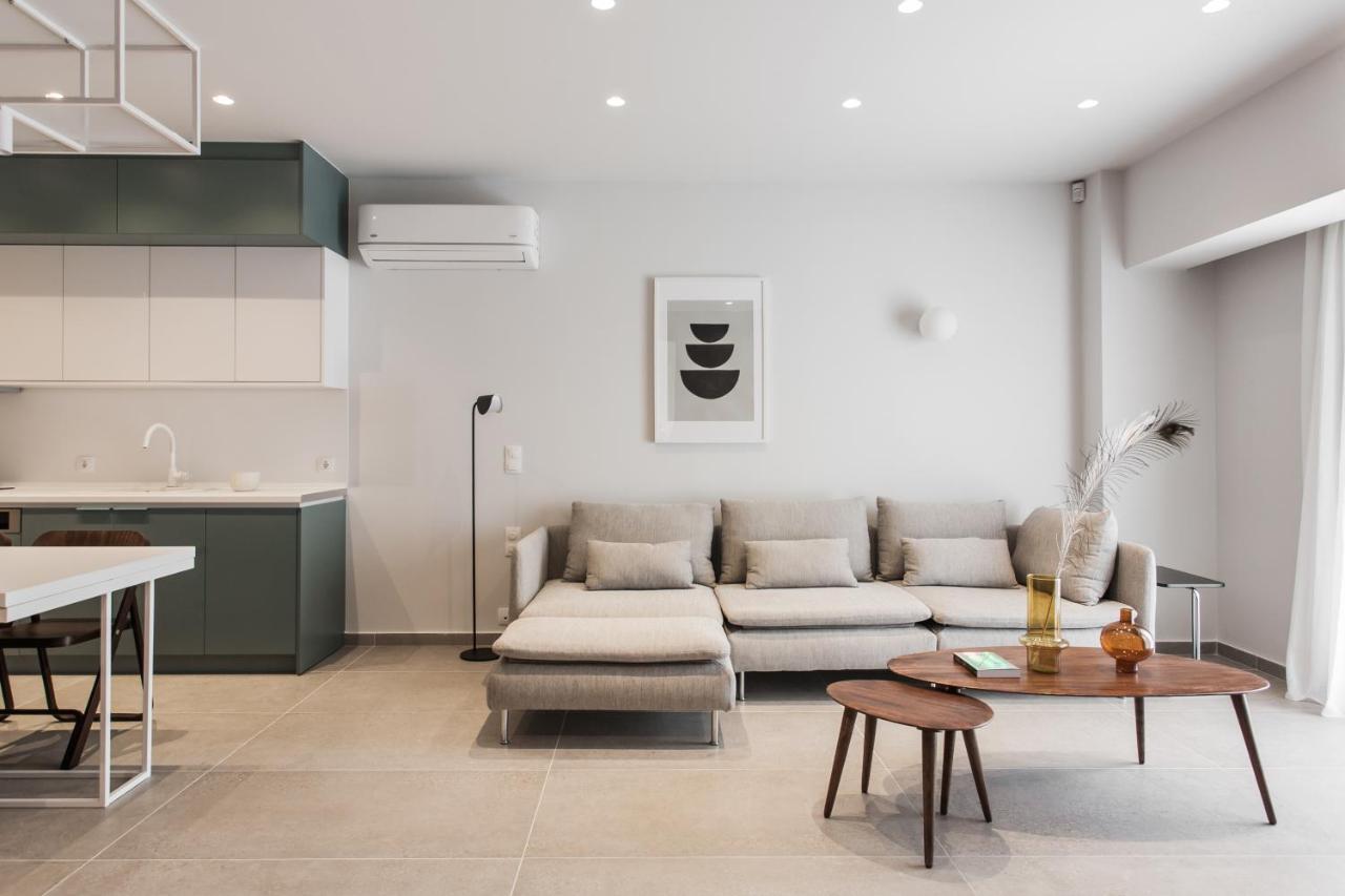 Marvelous 2Br Apartments With Balcony By Upstreet アテネ エクステリア 写真