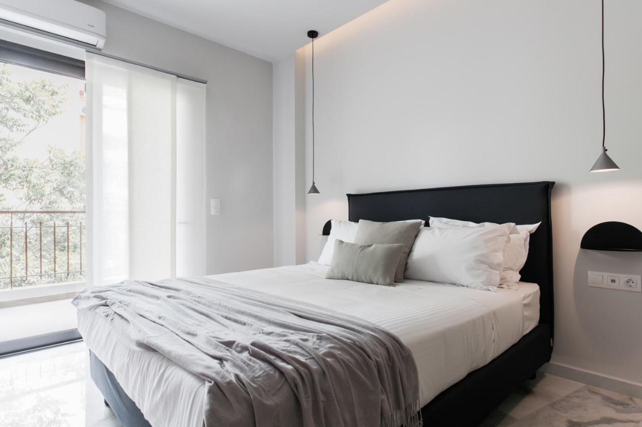 Marvelous 2Br Apartments With Balcony By Upstreet アテネ エクステリア 写真
