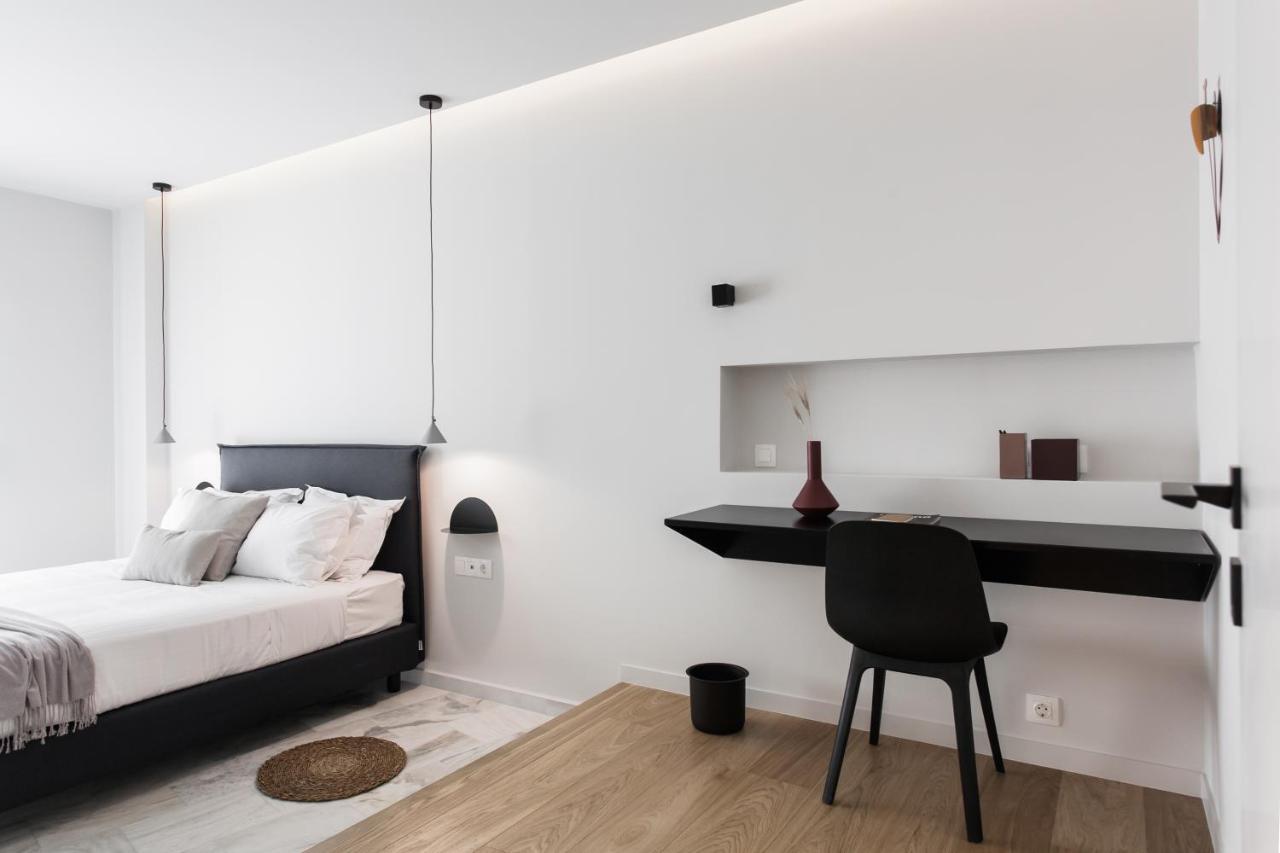 Marvelous 2Br Apartments With Balcony By Upstreet アテネ エクステリア 写真