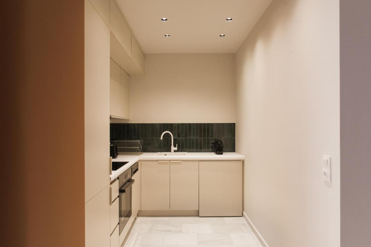Marvelous 2Br Apartments With Balcony By Upstreet アテネ エクステリア 写真