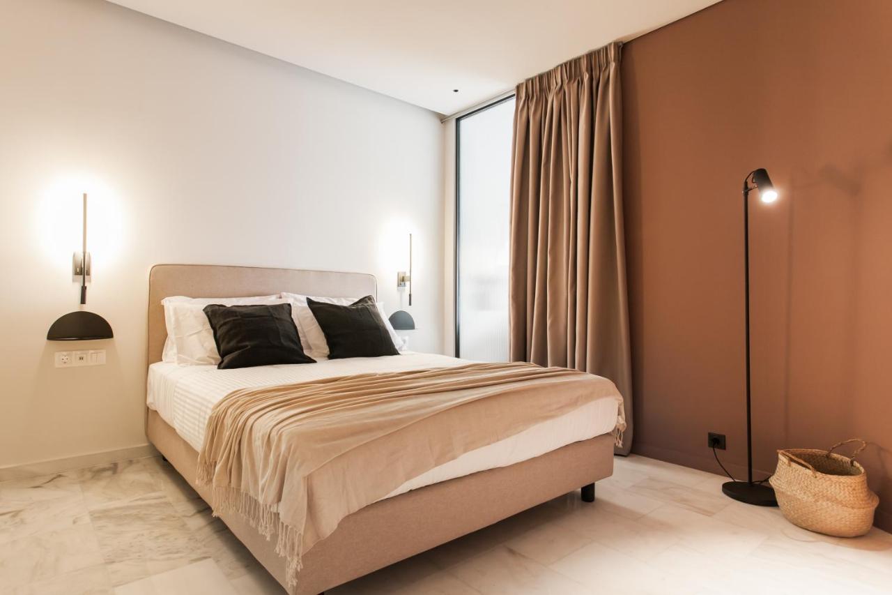 Marvelous 2Br Apartments With Balcony By Upstreet アテネ エクステリア 写真